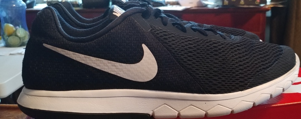 Women Nike Flex RN size 11.5
